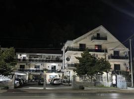 Vila Sokolaj, hotel v destinaci Shëngjin