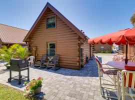 Access to Lake Okeechobee Cabin with Perks!, hotell sihtkohas Okeechobee