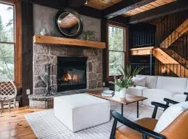 Family escape w private hot tub