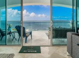 Amazing Ocean View, Heated Pools, Spas, Gym, Sauna