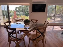 Luxury On Lyons
