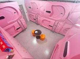 Yunduo Jinxiu Space Capsule Hotel & Kunming South Railway Station Branch, hotel v destinaci Kchun-ming