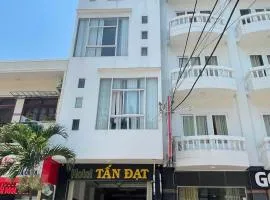 Tấn Đạt Hotel Quy Nhơn