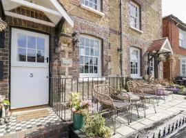 3 Canalside Cottages