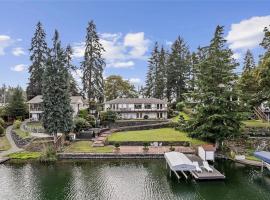 Lakefront near Seattle, Mt Rainier & Ocean Shores, hotel v destinaci Spanaway