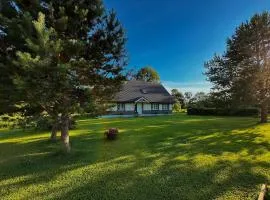 Pertle Cottage Private Sauna & Hot Tub Getaway in Nature