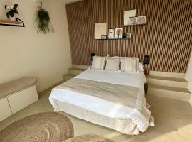 Suite du canal, hotel v destinaci Cambrai