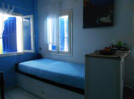 Meltemia Studio Samos only 200 metres from Aegean Sea, Hotel in Kámpos