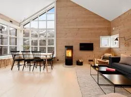Idyllic Apartment at Strandafjellet