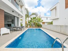 By the Beach Villa 12、プロタラスのホテル