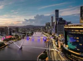 Queen's Wharf Apartments