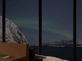 Lyngen Aurora Resort, chalet a Koppangen