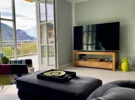 LIVA LIVING, Apartments mit Berg- und Seeblick, große Terrassen