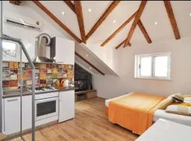 Beach GABRIELA Center