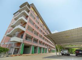 Chompoo Inn, place to stay in Nakhon Pathom