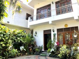 JJ Villa & Tours, hotel v destinaci Aluthgama