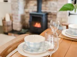 Sweetheart Cottage - Cosy 2 Bed in The Cotswolds!