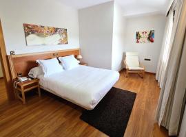 Hotel Los Barruecos by Croma