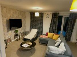 New Modern 3-Bed Home FREE Parki, hotel in Dartford