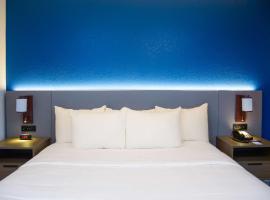 Comfort Inn & Suites Moreno Valley near March Air Reserve Base, hotel v destinaci Moreno Valley