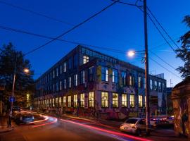 Fabrika Hostel & Suites, hotel in Tbilisi