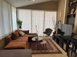 Cozy Studio at the City Market