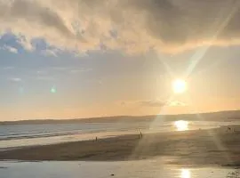 The Seaview Lodge