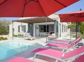 Villa Cali - Air-conditioned, Pool, Heart Village