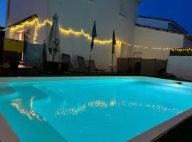 Villa piscine barbecue