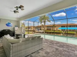 Villa Salty Fins - Beautiful Gulf Access Pool Home