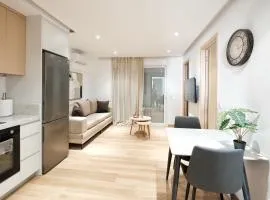Near Pireas Port-Brand New Suite