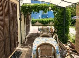 P054 - Porto Recanati, comodo trilocale con patio esterno