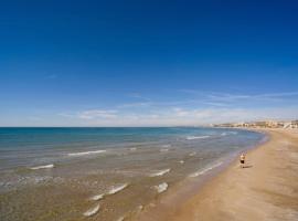 Fabulous house near the beach, vila v destinaci Calafell