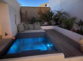Rosaviglia Luxury Villa - an Oia Private Hideaway, hotel in Oia