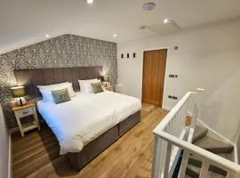 Cameo Suite - The Apple Barn