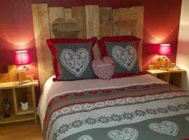 Le Meix du Lac 3 &eacute;toiles - 200 m du lac - 50 m navette ski, hotel de platja a G&eacute;rardmer