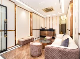 The Luxury MAYS Hotel、ホーチミン・シティのホテル