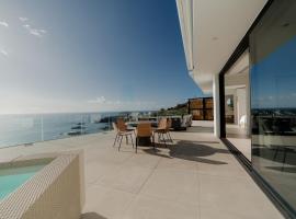 V&C Luxury Village ll, hotel em Breña Baja