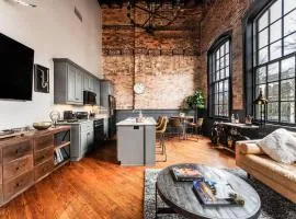 547 Cherry Loft 201 - The Rookery - Luxe Property