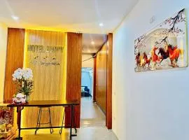 Hotel Happy