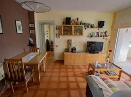 Creixell Apartment with 3 Rooms