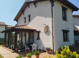 Cabárceno Chalet vacacional Casa Pedro La Abadilla