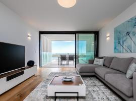 Elegant Waterfront Condo in Fuseta, מלון בפוסטה