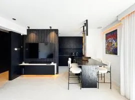 Appartement 70m2 plein centre de Cavalaire à 2mn de la plage - Garage