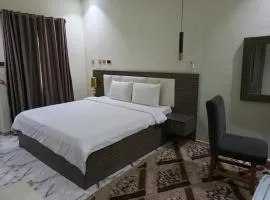 Tofana Hotel and Suites