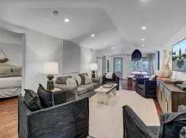 Sandcrab Court 18 by Wild Dunes, with Amenities