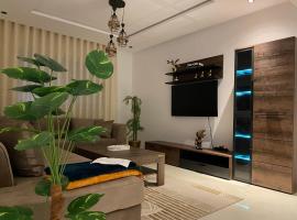 Viesnīca Chic and Cozy Apartment Luxury and Tranquility pilsētā Udžda