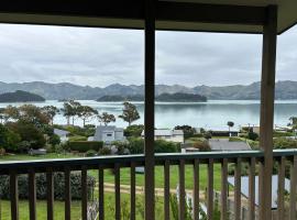 Charteris Bay Holiday House, hotel v destinaci Diamond Harbour