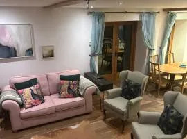 Luxury Three Bedroom Barn Conversion in Devon