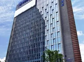 Howard Johnson IFC Plaza Ningbo
